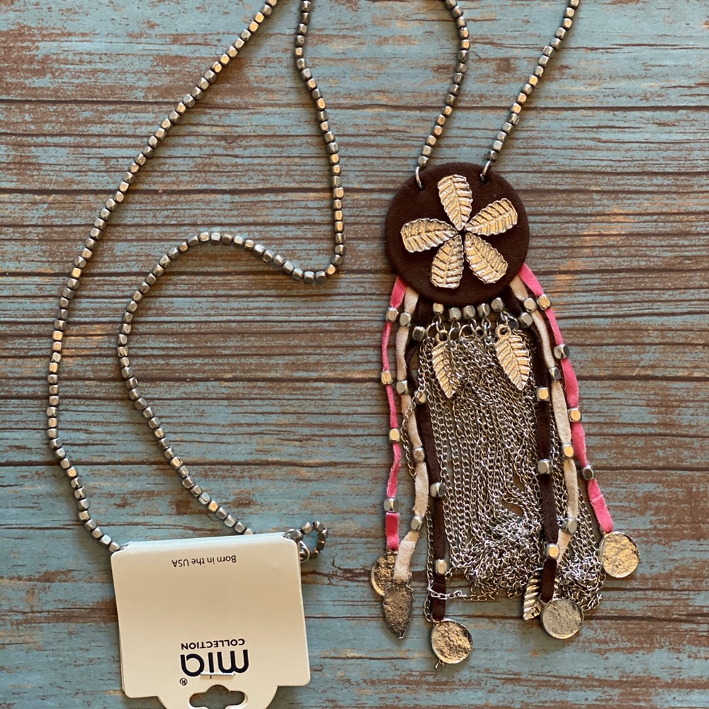Mia Collection Necklace